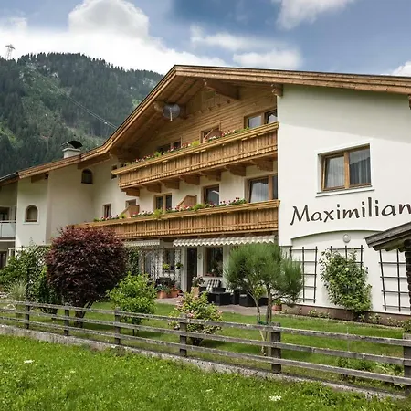 Maximilian Mayrhofen