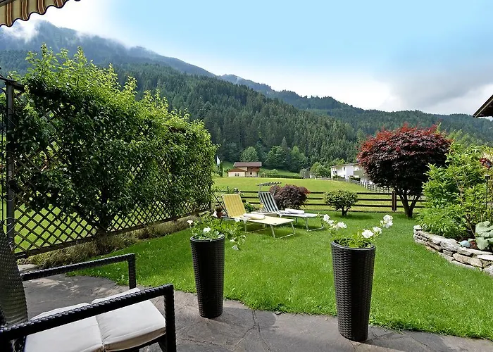 Отель Maximilian Майрхофен